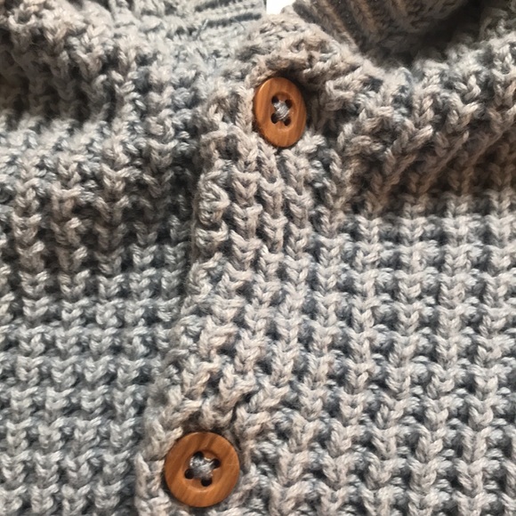 Carter’s Knitted Button Down Hooded Sweater Blue 9 Months - Picture 4 of 7